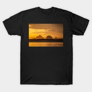 Sunset, Glasshouse Mountains: Bribie Island View T-Shirt